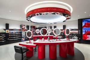 Mac cosmetics innovation lab retail tour beauté missions mmm 1