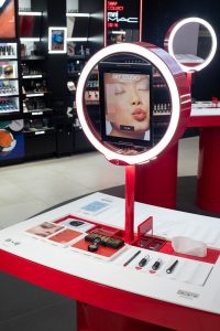 Mac cosmetics innovation lab retail tour beauté missions mmm 2