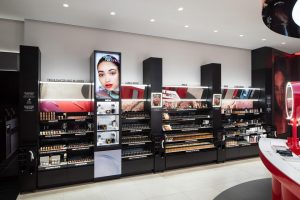 Mac cosmetics innovation lab retail tour beauté missions mmm 4